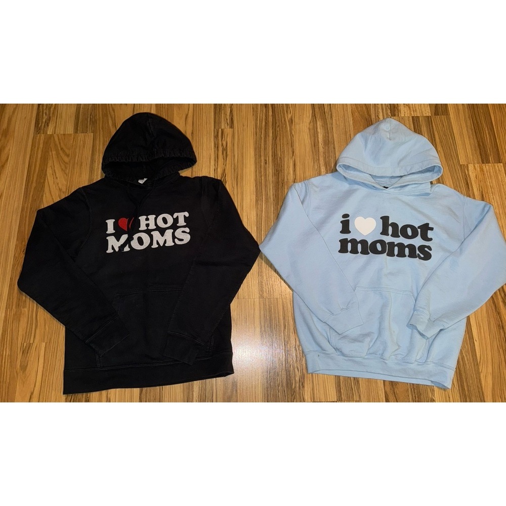 Danny Duncan‎ Men's Small I Love Hot Moms Hoodie Sweatshirt Lot Black Bay Blue